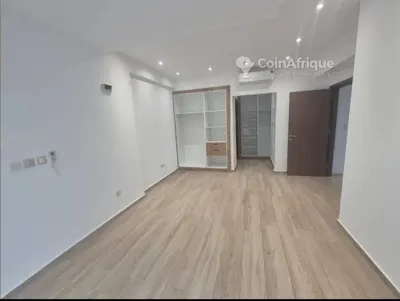 Appartement F3 moderne — Deux-Plateaux Cocody